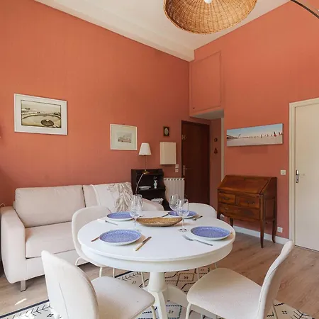 Flat In A Traditional Norman Townhouse - Garden Deauville